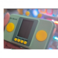 Игра FG231115167Q тетрис, 12-8,5-2,5см, ч/б экран, звук, на бат-ке, 12шт(3цвета) в дисплее Игра FG231115167Q тетрис, 12-8,5-2,5см, ч/б экран, звук, на бат-ке, 12шт(3цвета) в дисплее