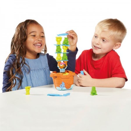 Настольная игра Tomy Games Башня из пиратов T72868 Настольная игра Tomy Games Башня из пиратов T72868