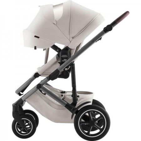 Прогулочная коляска Britax-Romer Smile 5Z молочный Прогулочная коляска Britax-Romer Smile 5Z молочный