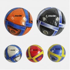 Футбольний м'яч BabyToys С 55987 різнокольоровий