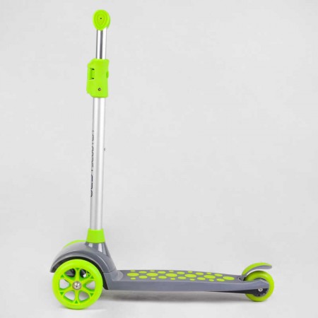 Самокат дитячий триколісний Best Scooter зі світлом коліс Самокат дитячий триколісний Best Scooter зі світлом коліс