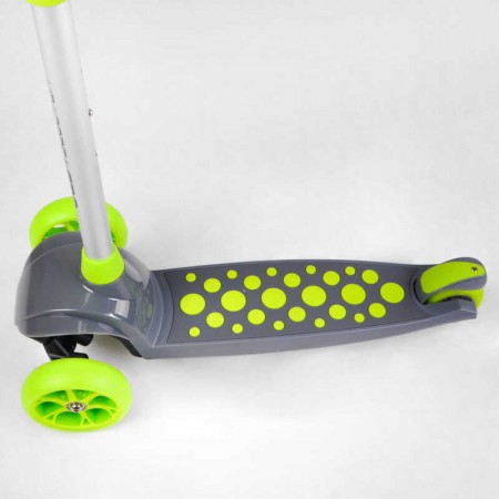 Самокат дитячий триколісний Best Scooter зі світлом коліс Самокат дитячий триколісний Best Scooter зі світлом коліс