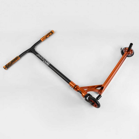 Самокат трюковий Best Scooter 53880 з пегами та алюмінієвою декою Самокат трюковий Best Scooter 53880 з пегами та алюмінієвою декою