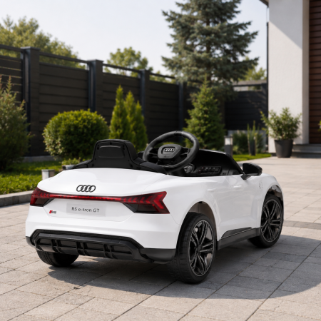 Детский электромобиль Bambi M 4938 EBLR-1 Audi RS e-tron GT белый, 2 мотора по 30W, EVA, экокожа, MP3, USB, TF, Bluetooth