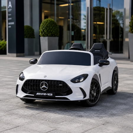 Детский электромобиль Mercedes-AMG GT R Roadster M 6313(MP4)EBLR-1 белый, двухместный, 4 мотора по 200W, MP4, Bluetooth, EVA, эко-кожа