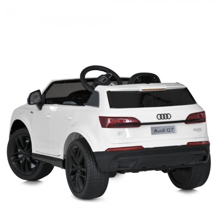 Дитячий електромобіль Джип Bambi M 5796EBLR-1 Audi Q7 білий, 2 мотори по 35W, EVA, шкіра, MP3, USB, Bluetooth Дитячий електромобіль Джип Bambi M 5796EBLR-1 Audi Q7 білий, 2 мотори по 35W, EVA, шкіра, MP3, USB, Bluetooth