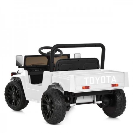 Дитячий електромобіль Джип Toyota Land Cruiser Pickup M 6308EBLR-1 білий, 2 мотори по 35W, EVA, шкіра, MP3, Bluetooth Дитячий електромобіль Джип Toyota Land Cruiser Pickup M 6308EBLR-1 білий, 2 мотори по 35W, EVA, шкіра, MP3, Bluetooth