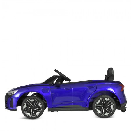 Детский электромобиль Bambi M 4938EBLRS-4 Audi RS e-tron GT синий, 2 мотора по 30W, EVA, экокожа, MP3, USB, Bluetooth, автопокраска Детский электромобиль Bambi M 4938EBLRS-4 Audi RS e-tron GT синий, 2 мотора по 30W, EVA, экокожа, MP3, USB, Bluetooth, автопокраска
