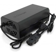 Зарядное устройство для детского трицикла SLPR 72V графеновые батареи Зарядное устройство для детского трицикла SLPR 72V графеновые батареи
