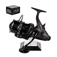 Катушка карповая с бэйтранером "Trophy carp" 8000 6+1bb 5.1:1 2 шпули алюм./графит SF24340-8 Катушка карповая с бэйтранером "Trophy carp" 8000 6+1bb 5.1:1 2 шпули алюм./графит SF24340-8