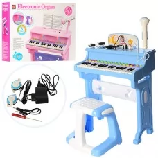 Детский синтезатор BabyToys CV8818-206AB с микрофоном Детский синтезатор BabyToys CV8818-206AB с микрофоном