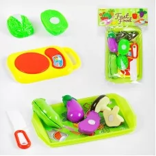 Игрушечный набор овощей BabyToys M 110 на липучках с ножом