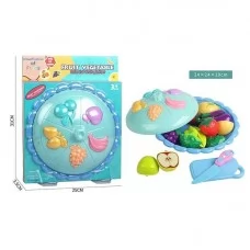 Игрушечный набор продуктов с ножом и доской BabyToys 130 B2