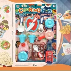 Детская посудка BabyToys 16 элементов пластиковая набор Детская посудка BabyToys 16 элементов пластиковая набор