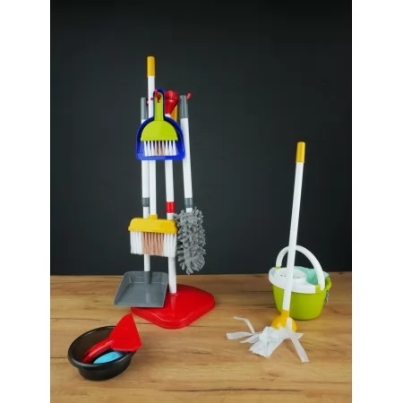 Набор для уборки BabyToys 667-74 18 предметов пластик Набор для уборки BabyToys 667-74 18 предметов пластик