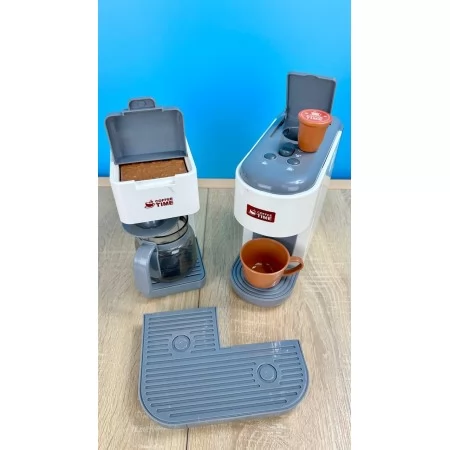 Игрушечная кофемашина BabyToys F 2312 со светом и звуком Игрушечная кофемашина BabyToys F 2312 со светом и звуком