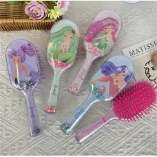 Расческа для девочек BabyToys C57910 пластмассовая микс