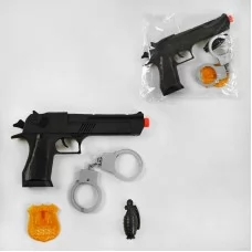 Полицейский набор BabyToys 6137-6 с тріскачкой и наручниками