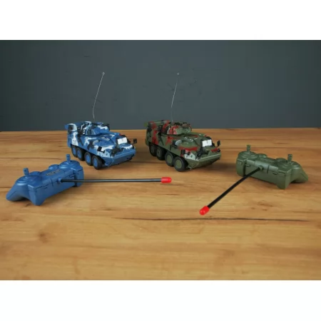 Радіокерований танк BabyToys 333 ZJ 11 на батарейках Радіокерований танк BabyToys 333 ZJ 11 на батарейках