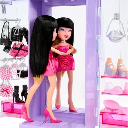 Ігровий набір з лялькою BRATZ "Модний гардероб" — ДАНА з аксес. Ігровий набір з лялькою BRATZ "Модний гардероб" — ДАНА з аксес.