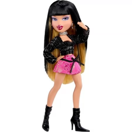 Ігровий набір з лялькою BRATZ "Модний гардероб" — ДАНА з аксес. Ігровий набір з лялькою BRATZ "Модний гардероб" — ДАНА з аксес.