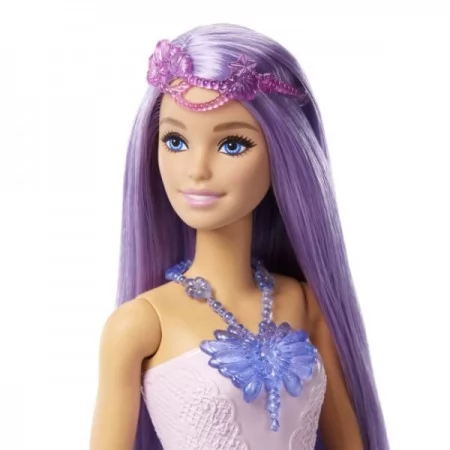 Набор Barbie "Магия образов" серии Fantastic fashion Размер упаковки 32 х 26 х 5 см ,
Высота куклы: 29 см ,
Серия Fantastic fashion