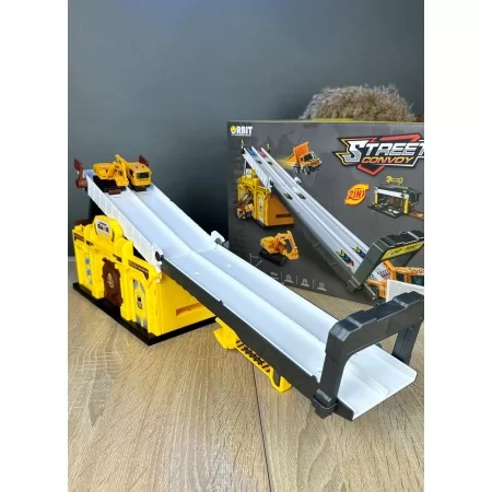 Гараж BabyToys MH 196 пластиковий для хлопчика