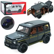 Джип SR-1802 метал, 1:18, 26см, звук,світло, відчиняються двері/капот, гумові колеса, 2 кольори,бат(табл), в кор-ці Джип SR-1802 метал, 1:18, 26см, звук,світло, відчиняються двері/капот, гумові колеса, 2 кольори,бат(табл), в кор-ці