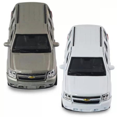 Автомодель - CHEVROLET TAHOE 2008 белый, серый Автомодель - CHEVROLET TAHOE 2008 белый, серый