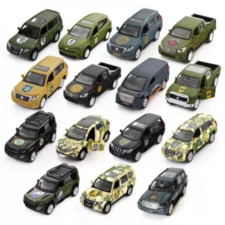 Автомодель TechnoDrive Шевроны героев Land Rover Defender 110 110 25 ОВДБр 1: 43 250289M Автомодель TechnoDrive Шевроны героев Land Rover Defender 110 110 25 ОВДБр 1: 43 250289M