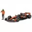Автомодель з фігуркою - MCLAREN MCL38 1: 24 18-28040