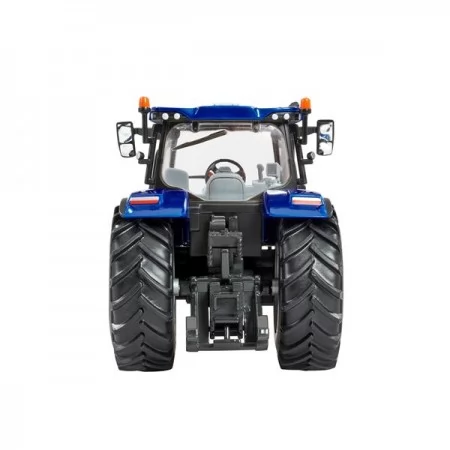 Модель Britains Трактор New Holland T6.180 Blue Power 1: 32