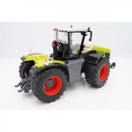 Модель Britains Трактор Xerion 5000 1: 32 Модель Britains Трактор Xerion 5000 1: 32