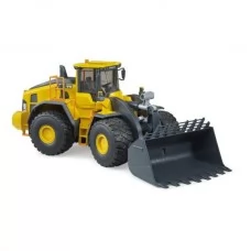 Модель Bruder Фронтальный погрузчик Volvo L260H 