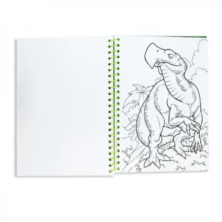 Dinosaur Expedition Раскраска с наклейками и карандашами Рекомендовано для детей от 3-х лет.
Размер упаковки 1 x 21 x 30 см