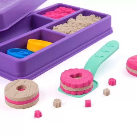 Набор кинетического песка Kinetic Sand Цветное печенье с аксессуарами Набор кинетического песка Kinetic Sand Цветное печенье с аксессуарами