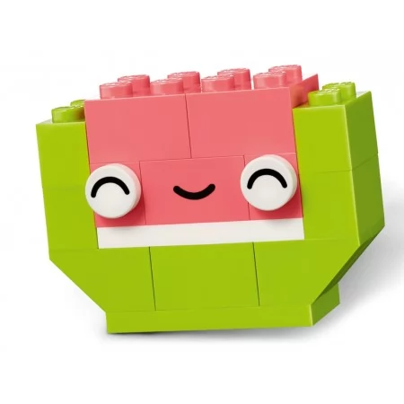 Конструктор LEGO Classic Творческие друзья с едой, 150 деталей 11039 Конструктор LEGO Classic Творческие друзья с едой, 150 деталей 11039