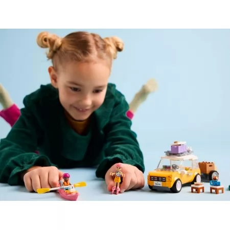 Конструктор LEGO Friends Автомобиль для путешествий с друзьями, 220 деталей 42659