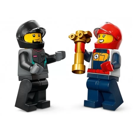 Конструктор LEGO City Картинги и гонщики, 99 деталей 60400