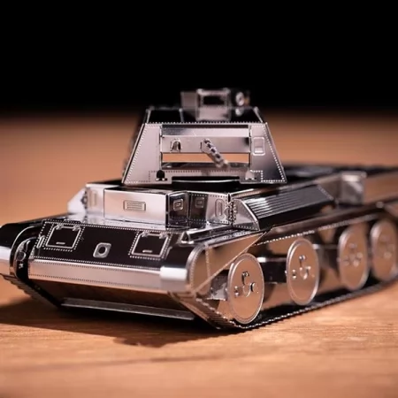 Коллекционная модель-конструктор Metal Time World of Tanks танк Cruiser Mk III MT064 Коллекционная модель-конструктор Metal Time World of Tanks танк Cruiser Mk III MT064