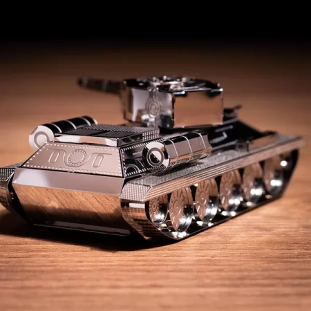 Коллекционная модель-конструктор Metal Time Танк T-34/85 MT071 Коллекционная модель-конструктор Metal Time Танк T-34/85 MT071
