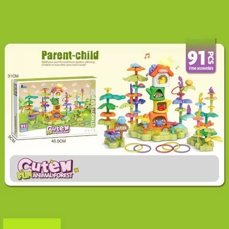 Конструктор блочный BabyToys 389-3 Цветочный сад 91 деталь с фигурками