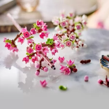 Конструктор LEGO Botanicals Цвет вишни 430 Деталей 40725