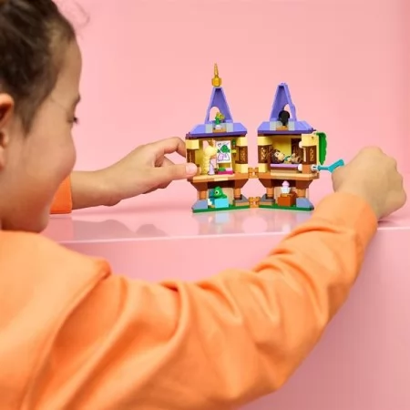 Конструктор LEGO® Disney Принцеса Мінівежа Рапунцель Ігровий набір, 171 деталь Конструктор LEGO® Disney Принцеса Мінівежа Рапунцель Ігровий набір, 171 деталь