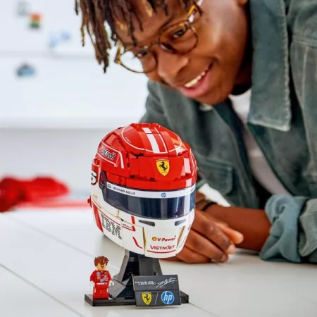 Конструктор LEGO® Editions Шлем Шарля Леклера c команды Scuderia Ferrari HP, 886 деталей Конструктор LEGO® Editions Шлем Шарля Леклера c команды Scuderia Ferrari HP, 886 деталей