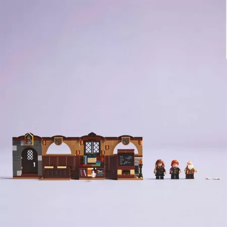 Конструктор LEGO Harry Potter Замок Гоґвортс: урок чарів 204 деталі Конструктор LEGO Harry Potter Замок Гоґвортс: урок чарів 204 деталі