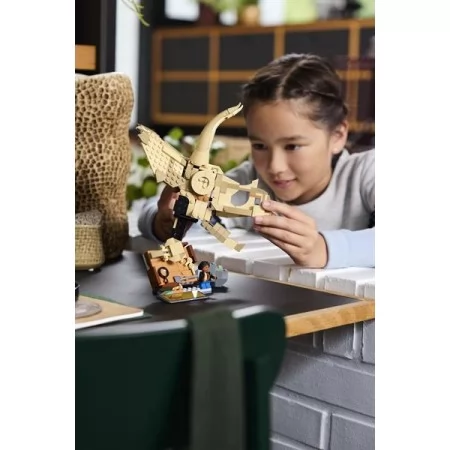 Конструктор LEGO® Jurassic World Окаменелости динозавров: череп трицератопса, 468 деталей Конструктор LEGO® Jurassic World Окаменелости динозавров: череп трицератопса, 468 деталей