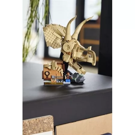 Конструктор LEGO® Jurassic World Окаменелости динозавров: череп трицератопса, 468 деталей Конструктор LEGO® Jurassic World Окаменелости динозавров: череп трицератопса, 468 деталей