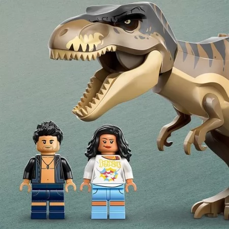 Конструктор LEGO® Jurassic World Побег по реке от тираннозавра, 199 деталей