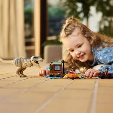 Конструктор LEGO® Jurassic World Побег по реке от тираннозавра, 199 деталей